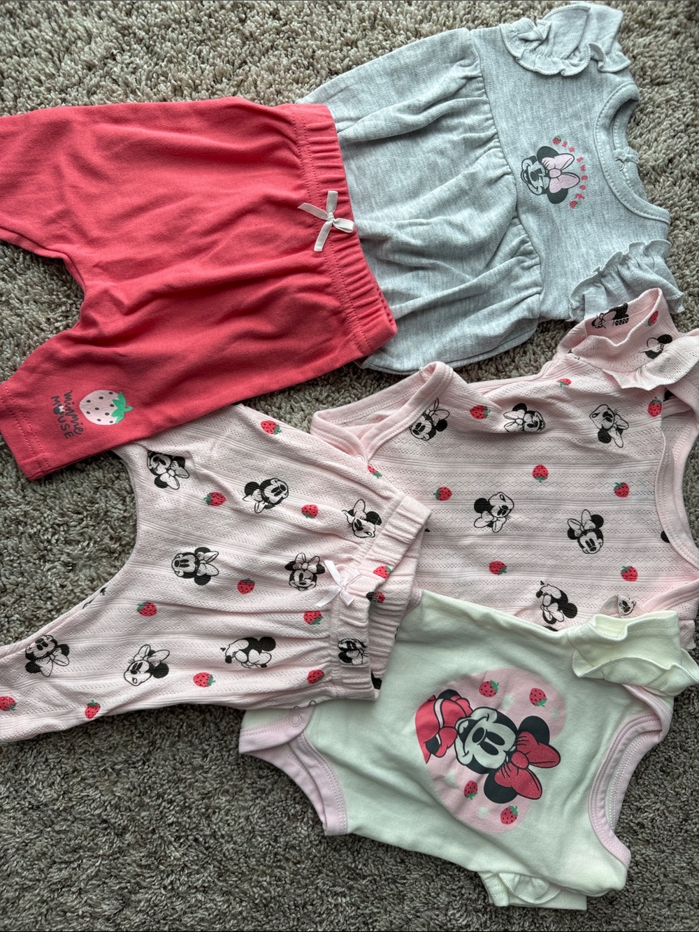 Disney Minnie Mouse NB bodysuit bundle